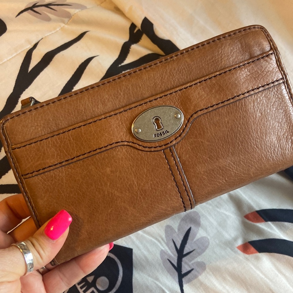 Brown Leather Fossil Wallet